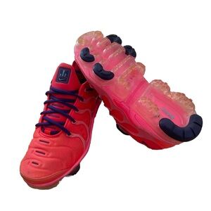 Nike Air Vapormax Plus Women's Size 7 Bright Crimson Pink Running Shoes- used